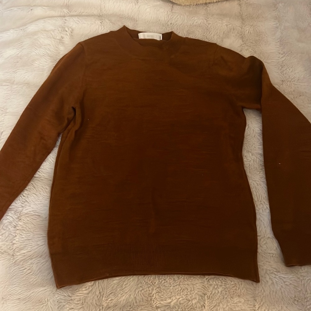 long sleeve sweater (Mango) rust color - lightweight wool